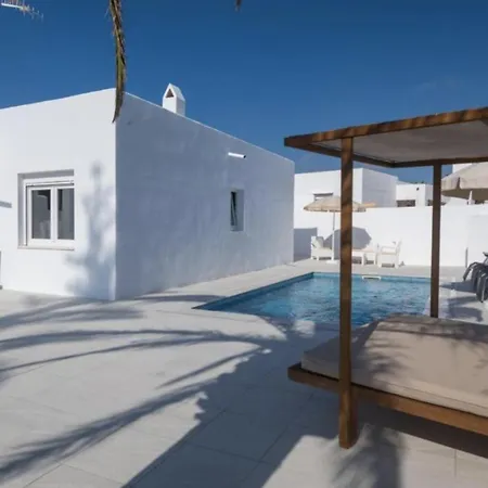 Eidan En Cala Blanca Villa